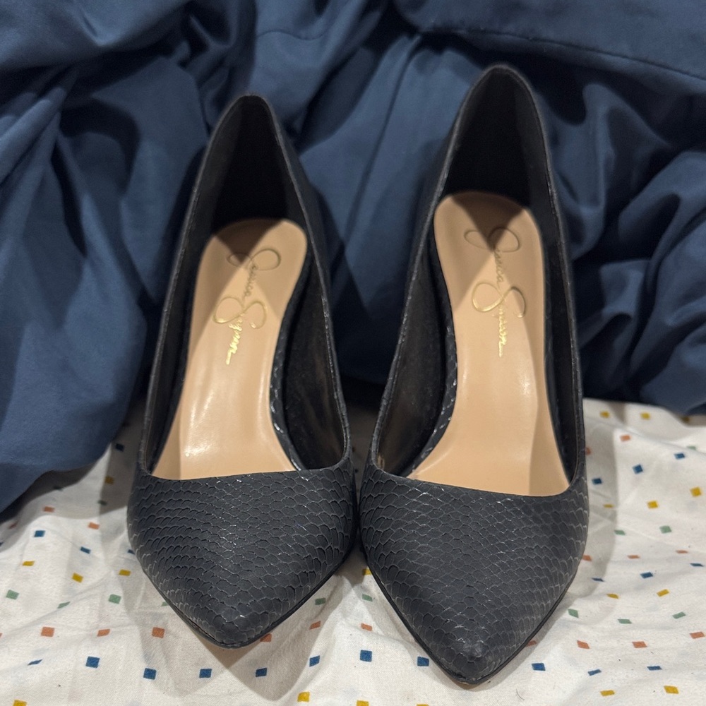 Jessica Simpson Black Snakeskin Heels
